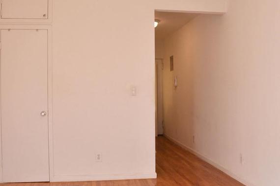 photo of 312 West 23rd Street  ·  3-R