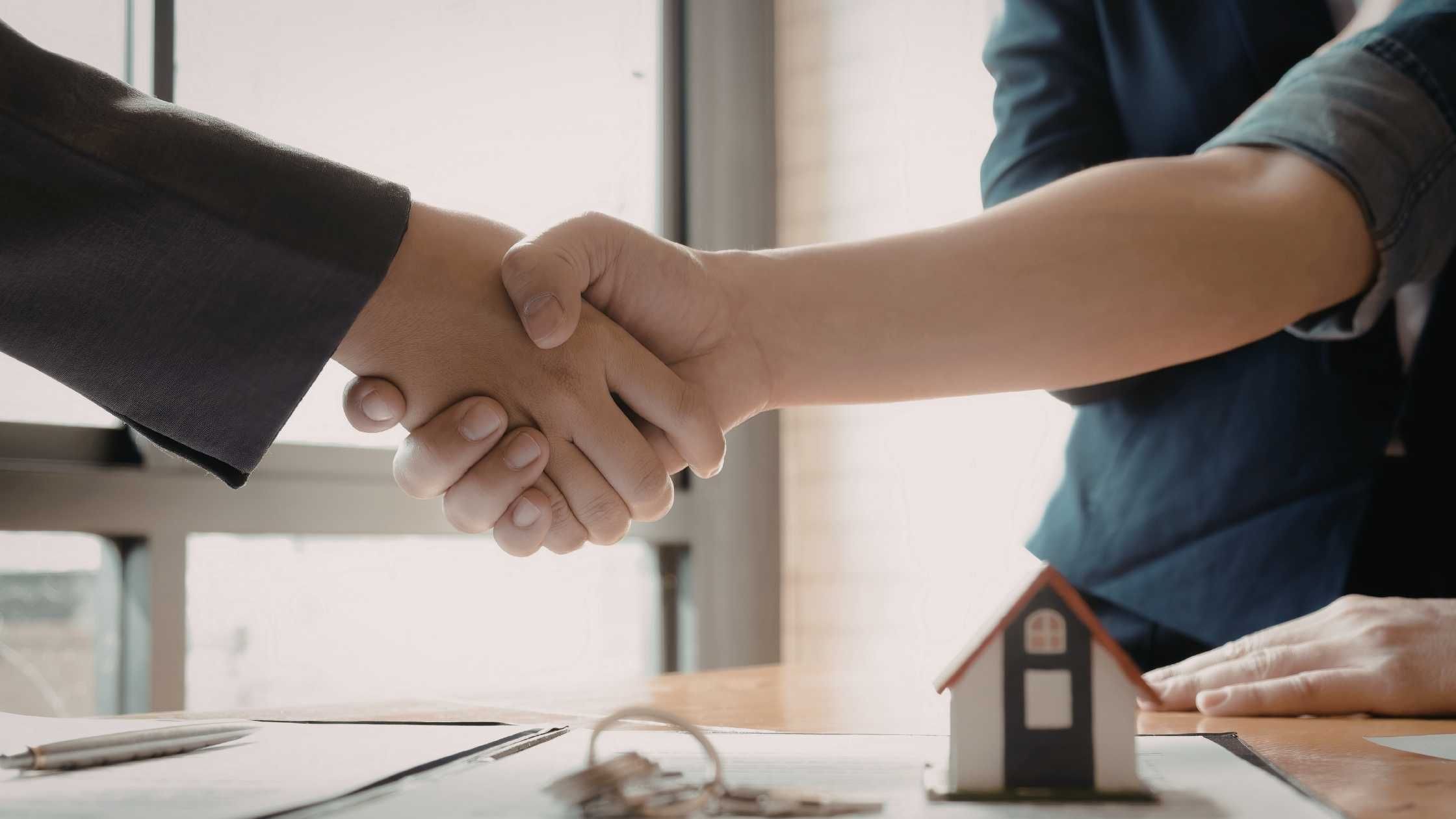 Hampton Roads Sellers: What to Look for Before Hiring a Real Estate Agent