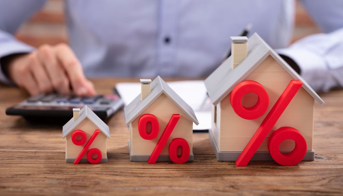 Real Estate Commissions: A Simple Guide for Buyers and Sellers