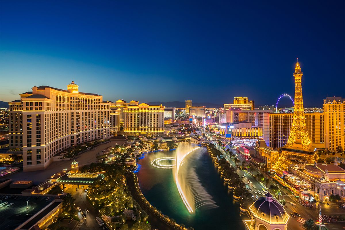 Living the High Life: Your Guide to the Lifestyle of Las Vegas