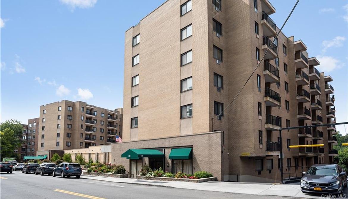 Just Listed: 100 E Hartsdale Avenue Unit: MGE, Greenburgh