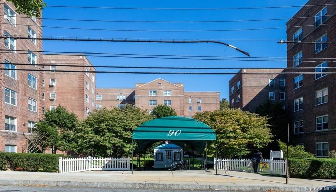 Just Sold: 90 Bryant Avenue Unit: D-3B, White Plains