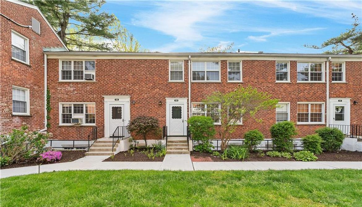 Just Listed: 19 Fieldstone Drive Unit: 159, Greenburgh