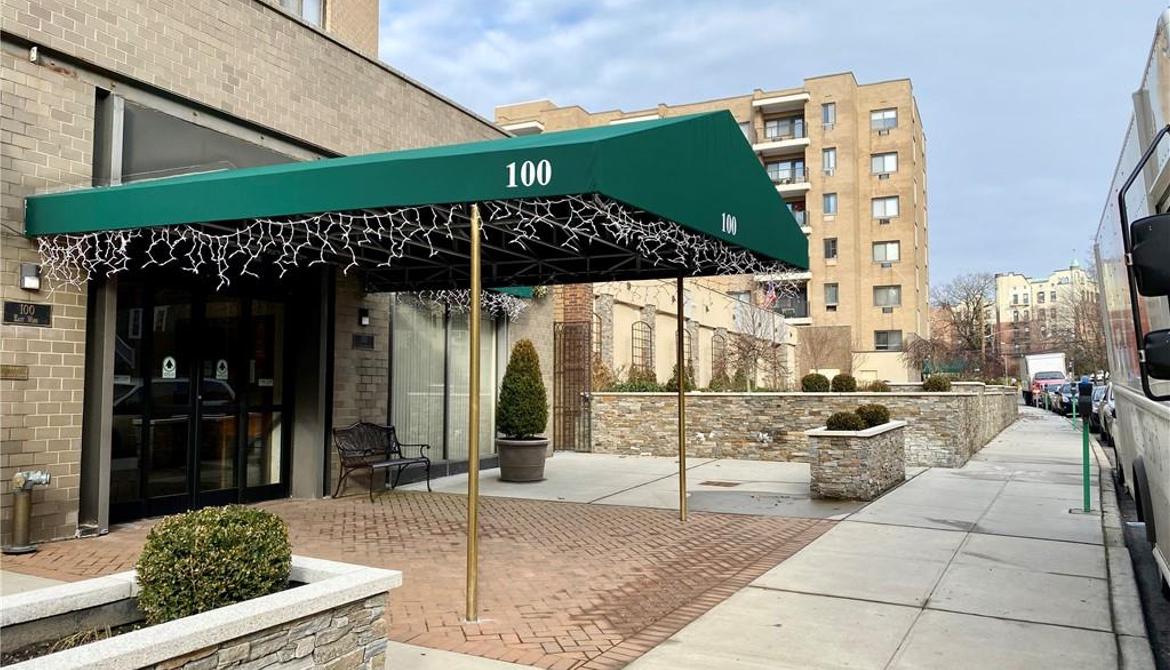 Just Sold: 100 E Hartsdale Avenue Unit: 4FE, Greenburgh