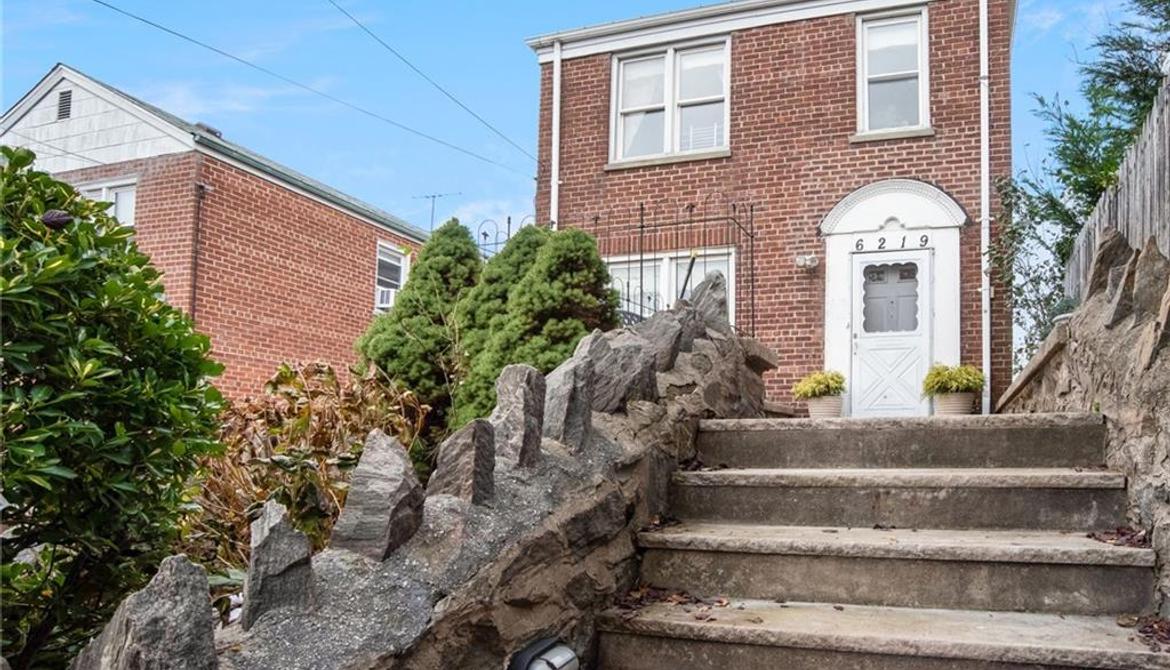 Just Sold: 6219 Spencer Terrace, Bronx