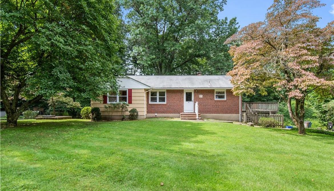 Just Listed: 105 Duryea Lane, Clarkstown