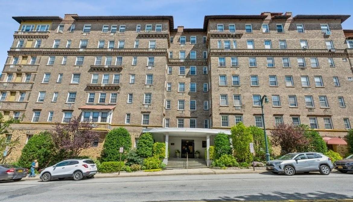 Just Listed: 16 N Chatsworth Avenue Unit: 212, Mamaroneck