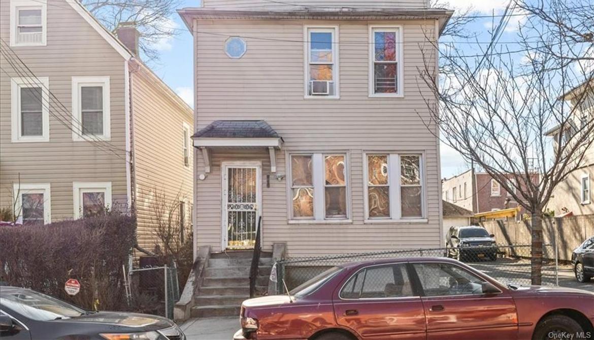 Just Listed: 860 E 232nd Street, Bronx