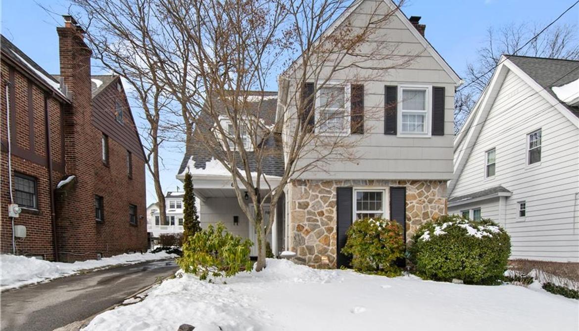 Just Listed: 61 Archer Drive, Eastchester