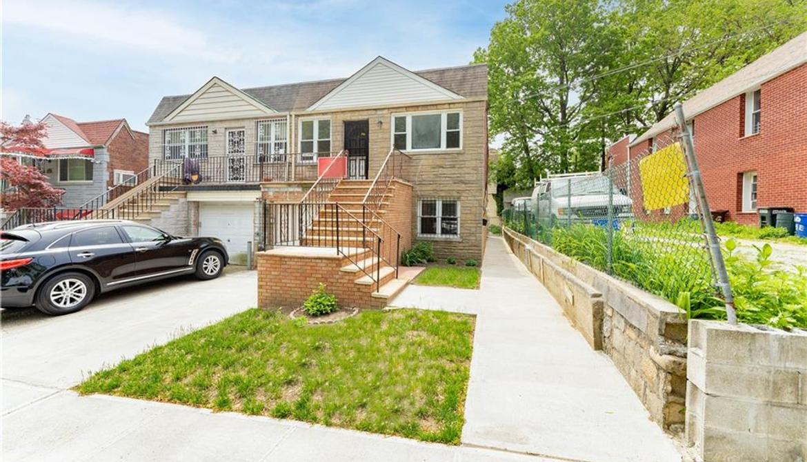 Just Listed: 1134 Adee Avenue, Bronx