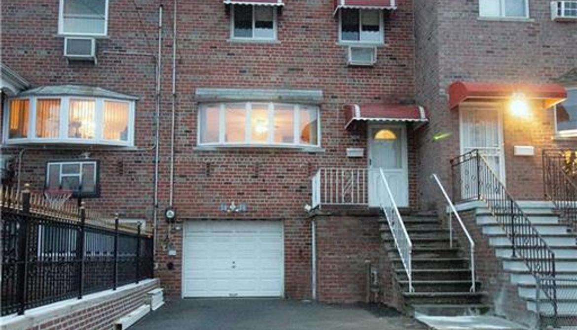 Just Sold: 3030 Lawton Avenue, Bronx