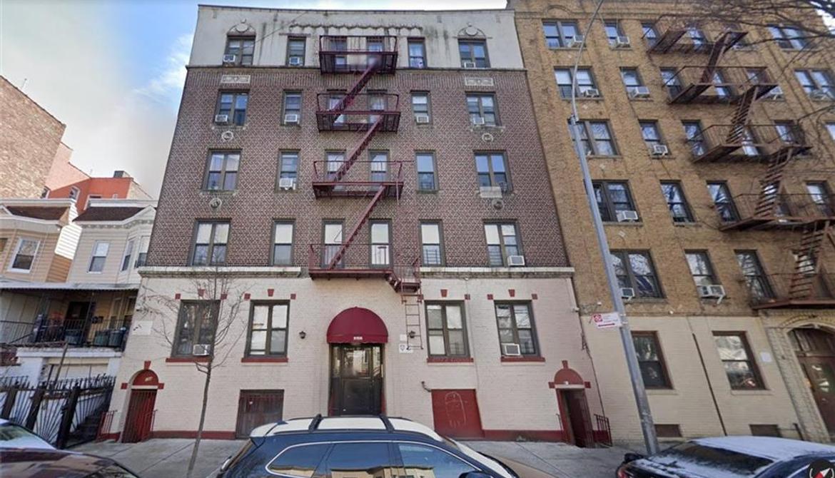 Just Listed: 3156 Hull, Bronx