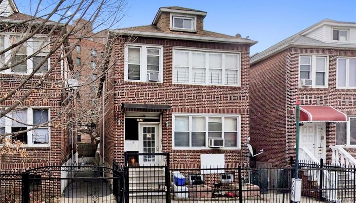 Just Listed: 1510 White Plains Road, Bronx