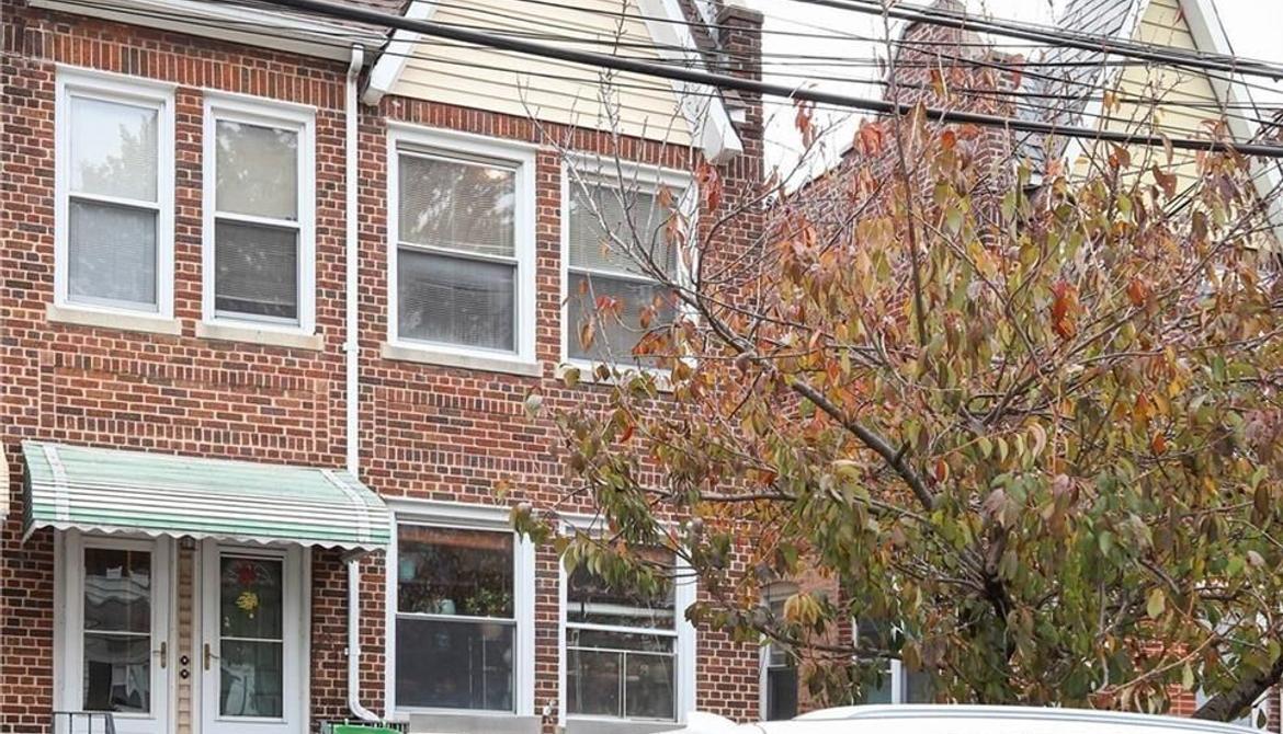 Just Sold: 337 E 238th Street, Bronx