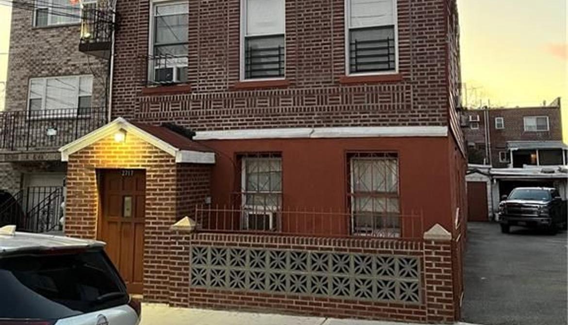 Just Listed: 2717 Lurting Avenue, Bronx