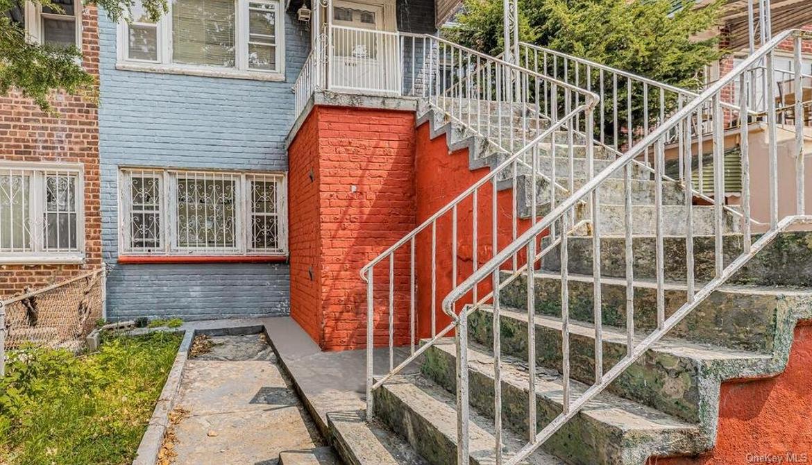 Just Listed: 1109 E 231st Street, Bronx