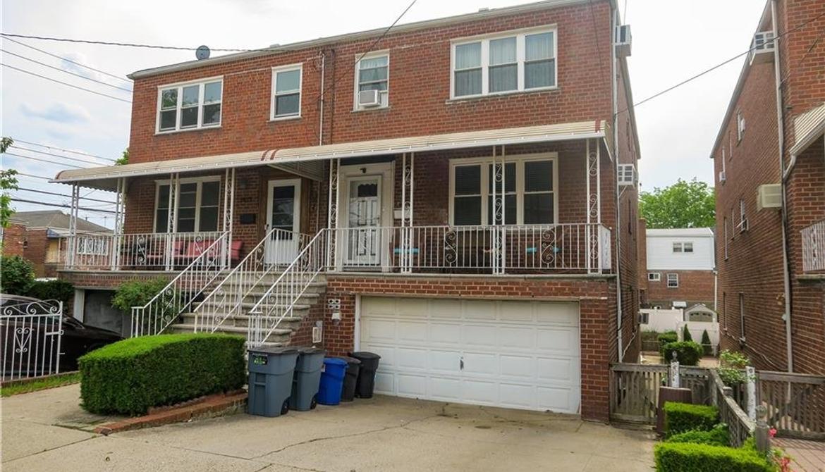 Just Listed: 1405 Reed Place, Bronx