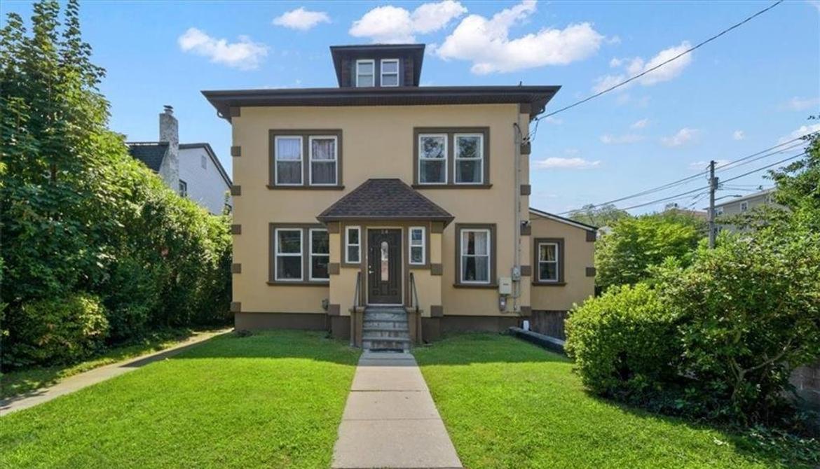 Just Listed: 34 Bryn Mawr Place, Yonkers