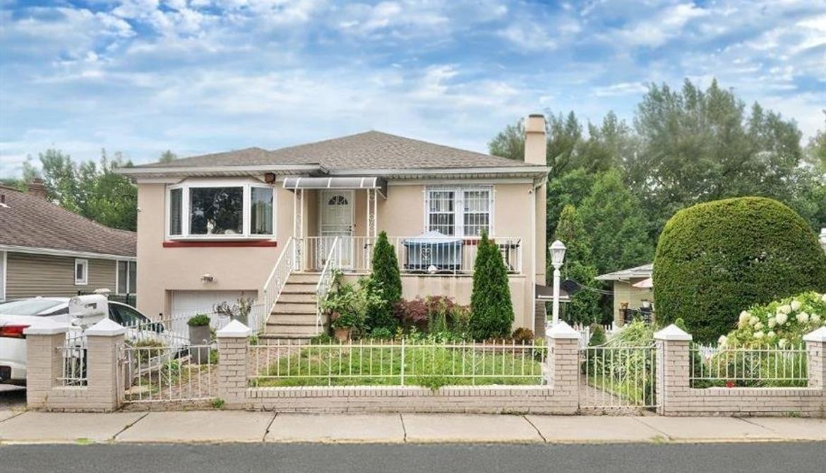 Just Listed: 147 Hart Avenue, Yonkers