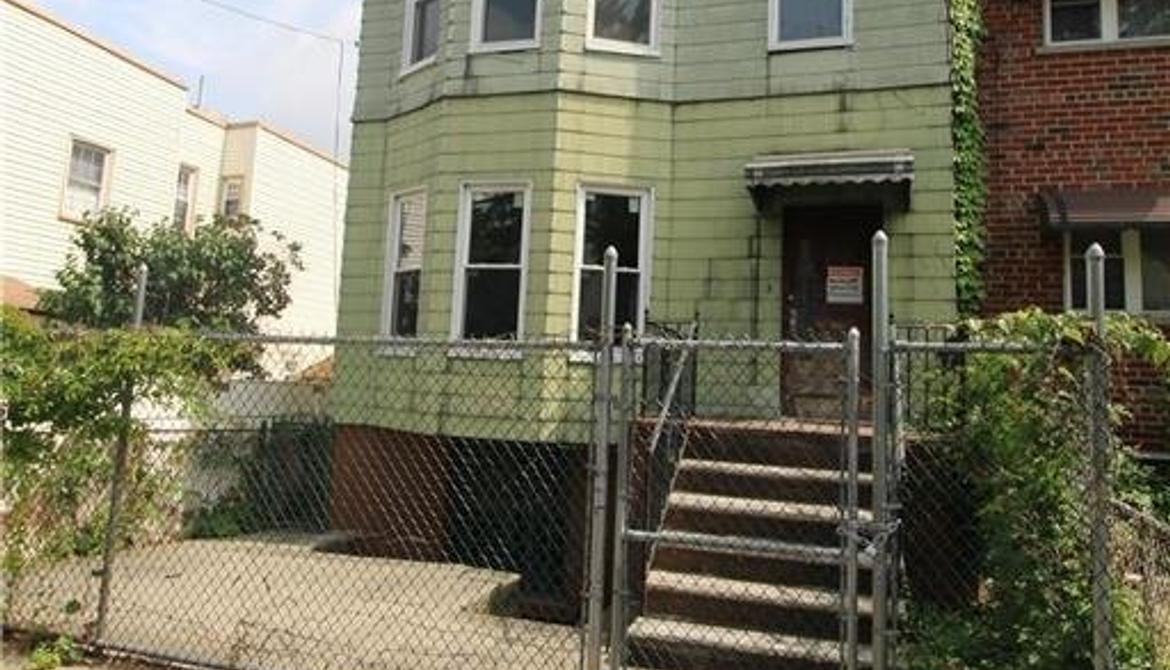 Just Sold: 790 Van Nest Avenue, Bronx