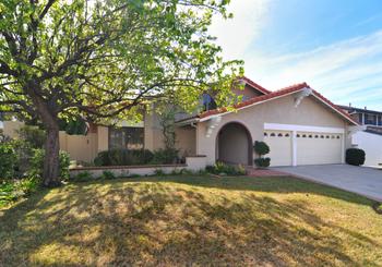 19082 Brasilia Dr, Northridge, CA 91326