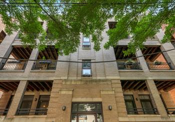 685 N Peoria Unit G, Chicago, IL 60642