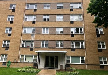 2035 W Granville Ave Unit 101, Chicago, IL 60659