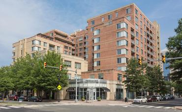 UNDER CONTRACT! 1020 Highland Street #816, Arlington, VA 22201