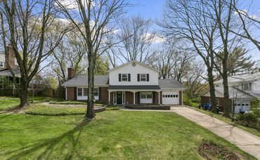 Under Contract! 8019 Lewinsville Road, McLean, VA 22102