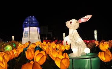 The Winter Lantern Festival Returns to Tysons Corner