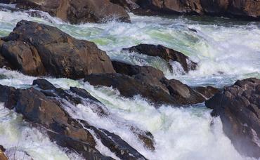 Unleash Your Inner Explorer: A Day Trip to Great Falls National Park