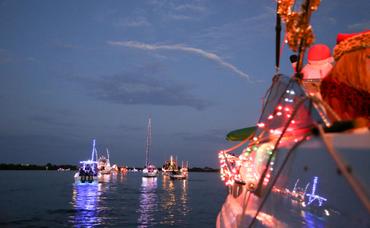 Newport Beach’s 106th Christmas Boat Parade!