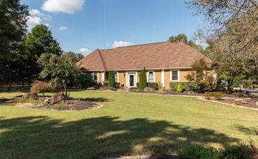 SOLD: 3889 Pineybrook Drive, Loganville