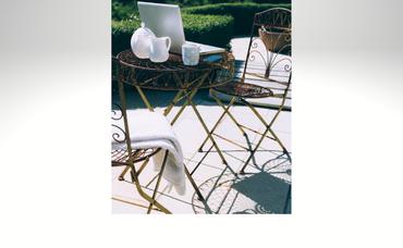 How to Take Your Home Office Outside