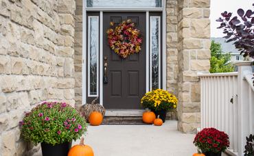 Budget Curb Appeal For Fall