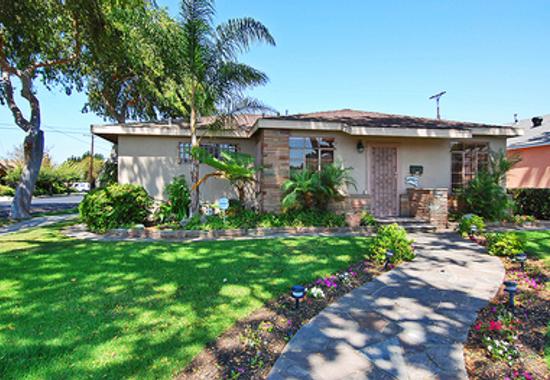 11887 Beatrice St., Del Rey/Mar Vista, CA 90230