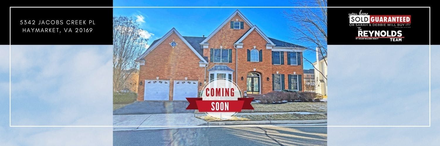 Haymarket Victorian Style Homes with Brand New Carpet and Fresh Paint under $1M