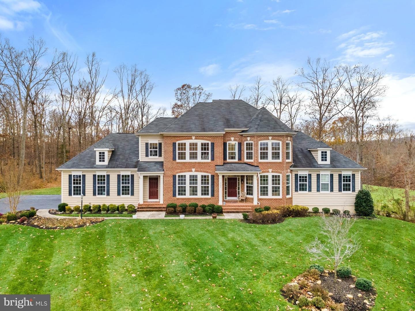 Just Sold: 3704 Hall Manor Lane