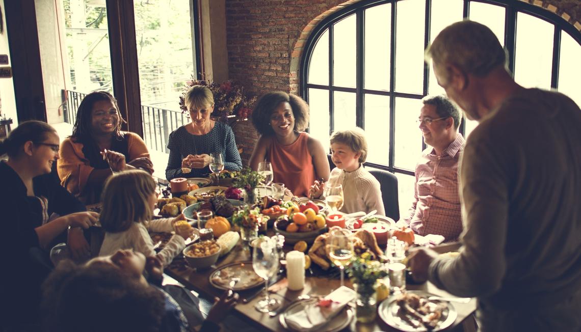 How To Be the Best Thanksgiving Guest