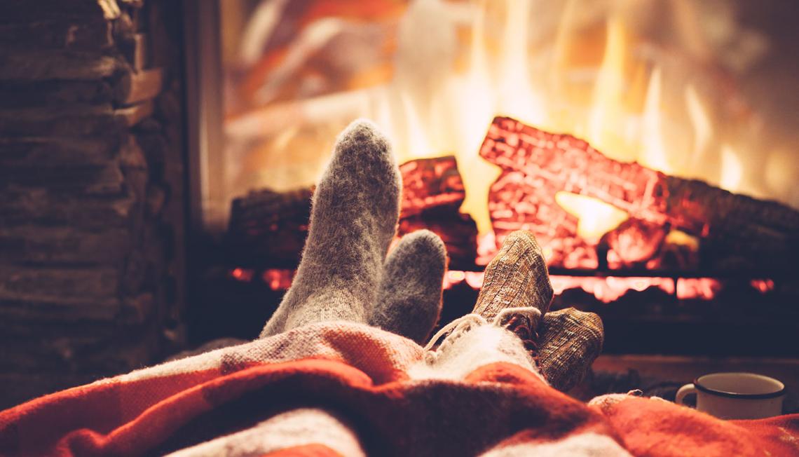 Create a Cozy Holiday Vibe at Home