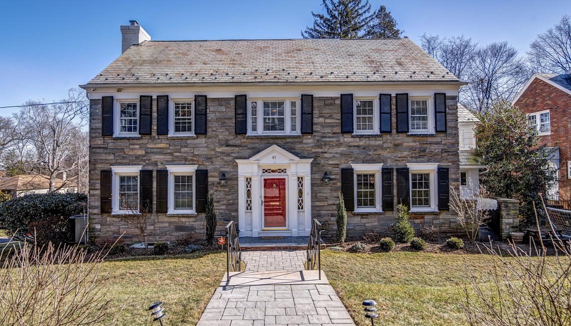 Upper Wyoming Center Hall Colonial Available: 41 Crestwood Drive, Maplewood