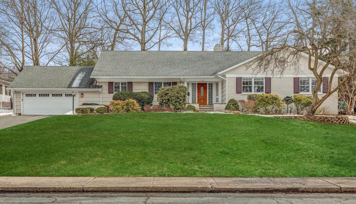 66 Whiteoak Drive, South Orange Available