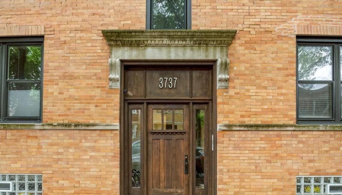 Just Listed: 3737 N Leavitt Street # 3N, Chicago