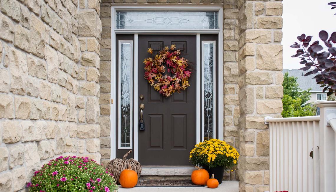 Budget Curb Appeal For Fall