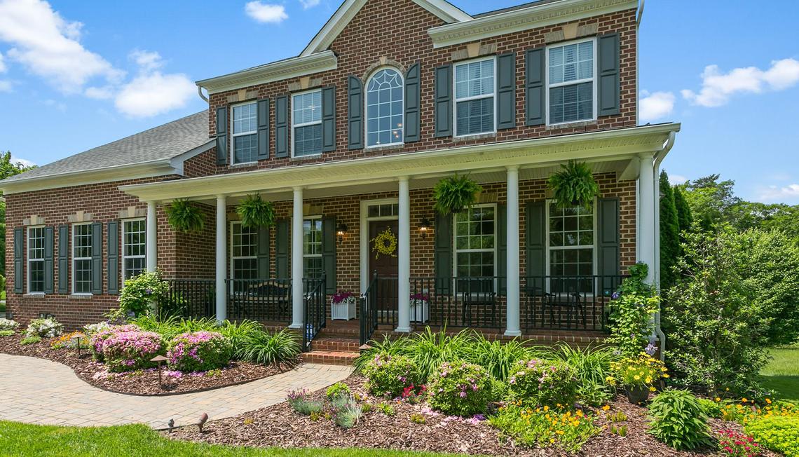 UNDER CONTRACT! 2005 Powells Landing Circle Woodbridge, VA 22191