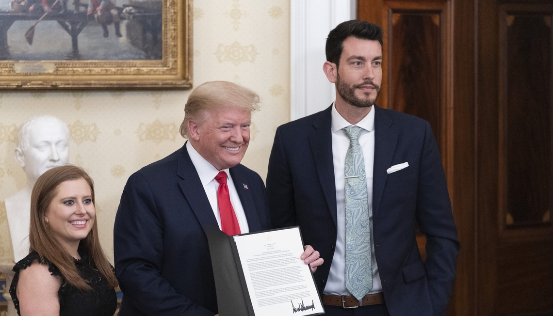 President Trump Honors 2 DC-Area Real Estate Agents for Philanthropy