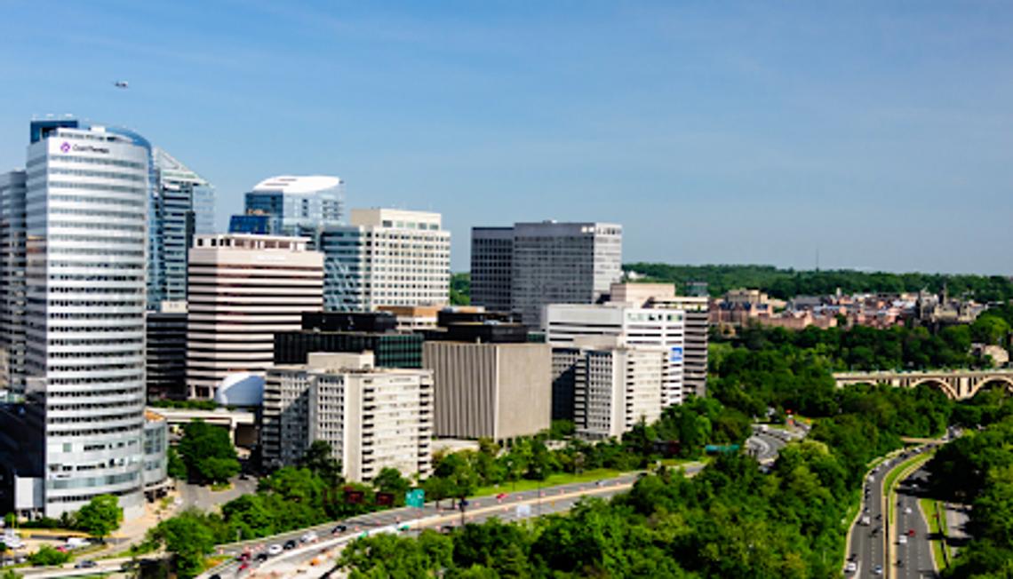 Is Rosslyn the Right Neighborhood for Your Arlington Move