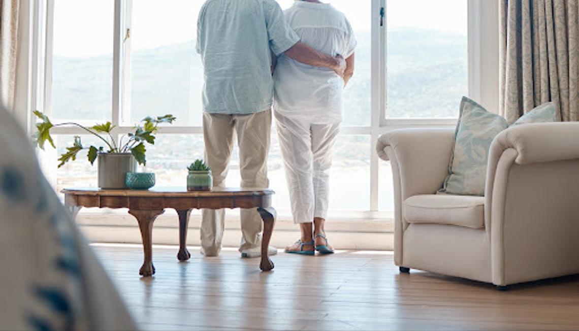 Navigating the Emotional Side of Downsizing: A Guide for Empty Nesters