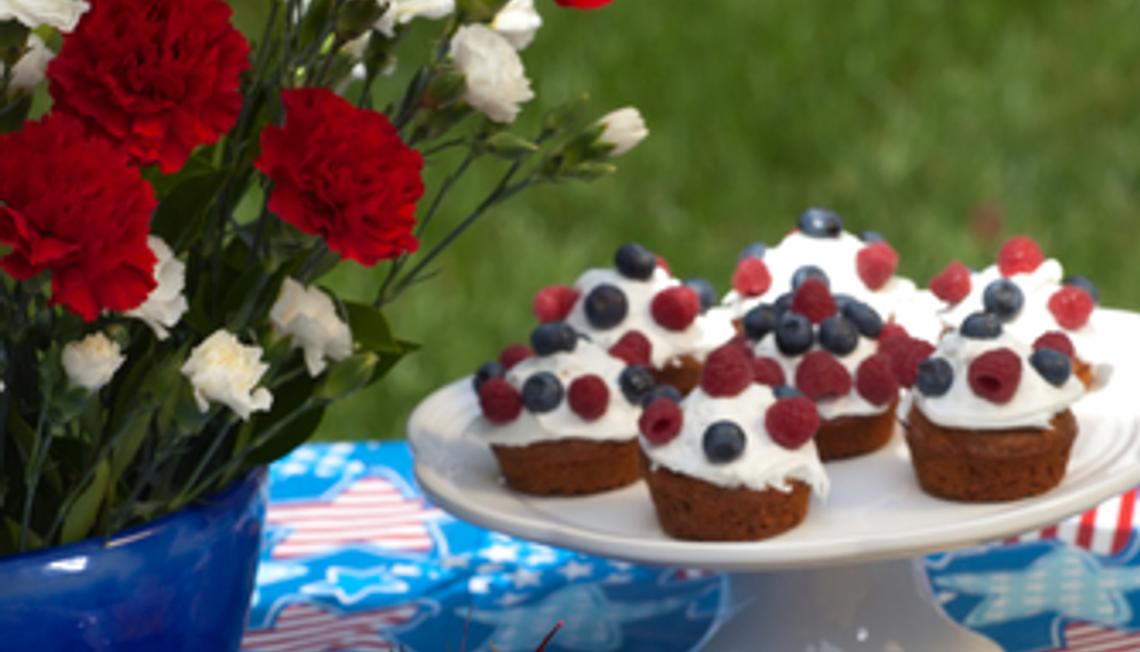 9 Ways to Celebrate Independence in Your New Home