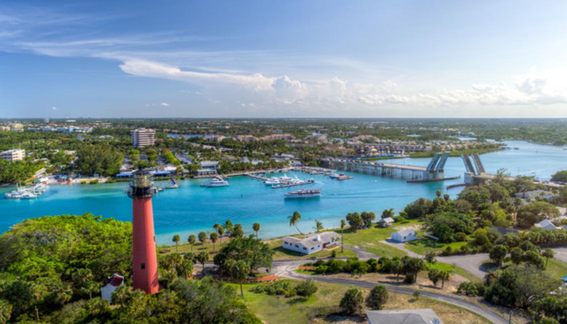 Living in Jupiter, Florida: A Guide to the Sunshine State’s Paradise